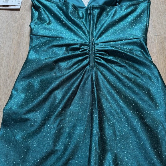 Honey and Rosie L Spaghetti Strap V-Neck Side Ruched Glitter Sheath Mini Dress‎ - Picture 4 of 8